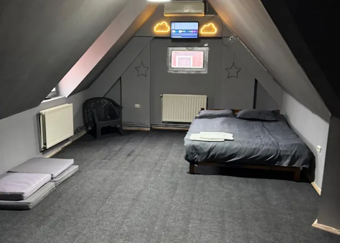 Cheap Oldtown Hostel