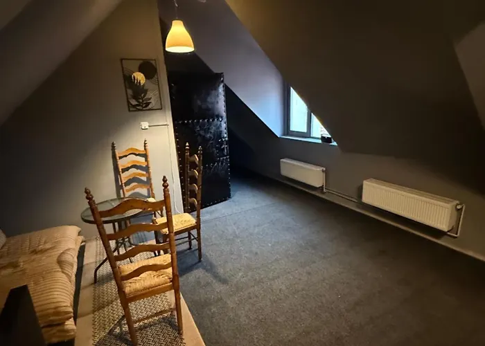 Cheap Oldtown * Brasov